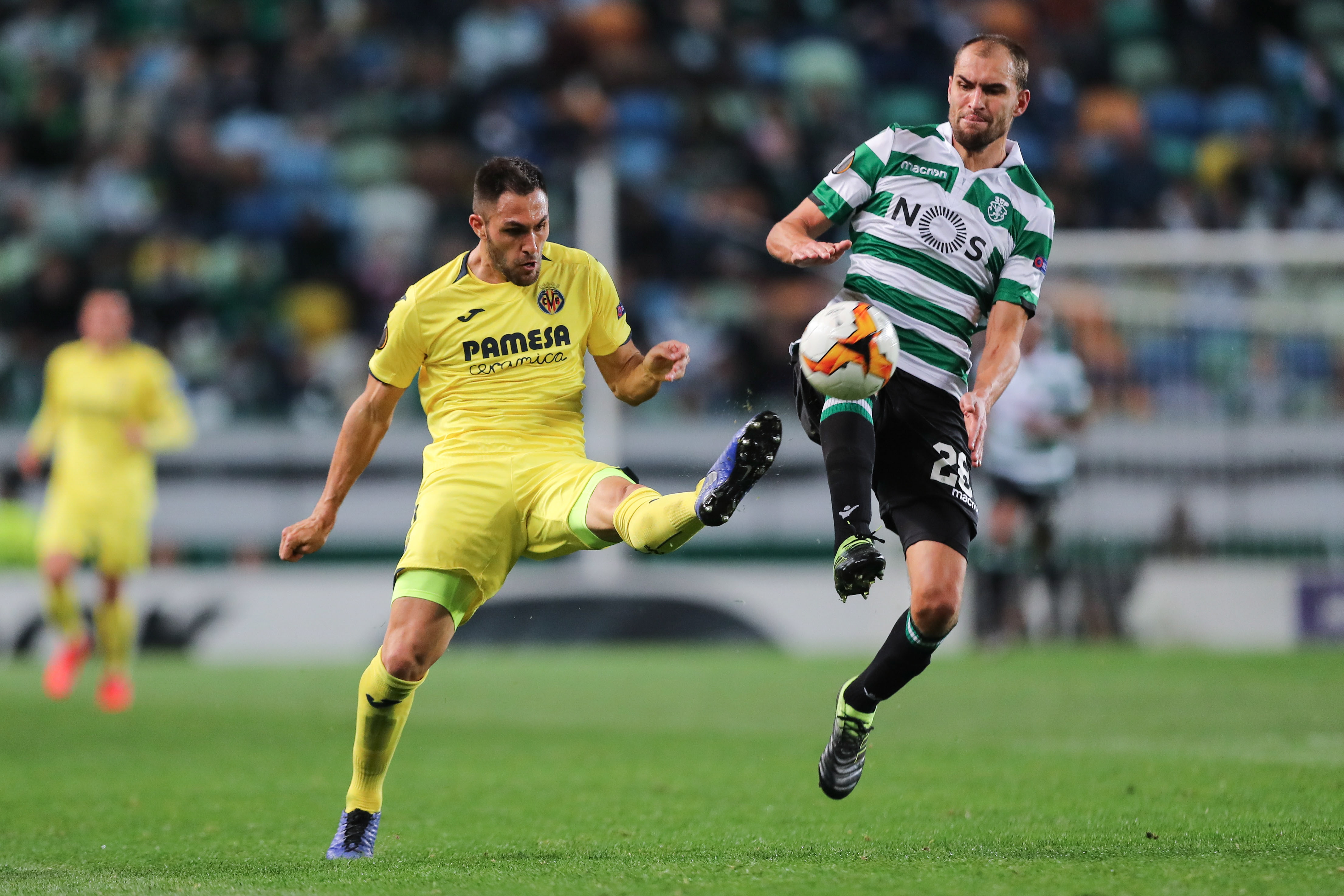 威尼斯人登录平台 -关于比利亚雷亚尔训练开放日，窗口期远射贴柱引欢呼，足总杯在即，训练强度明显提升的信息