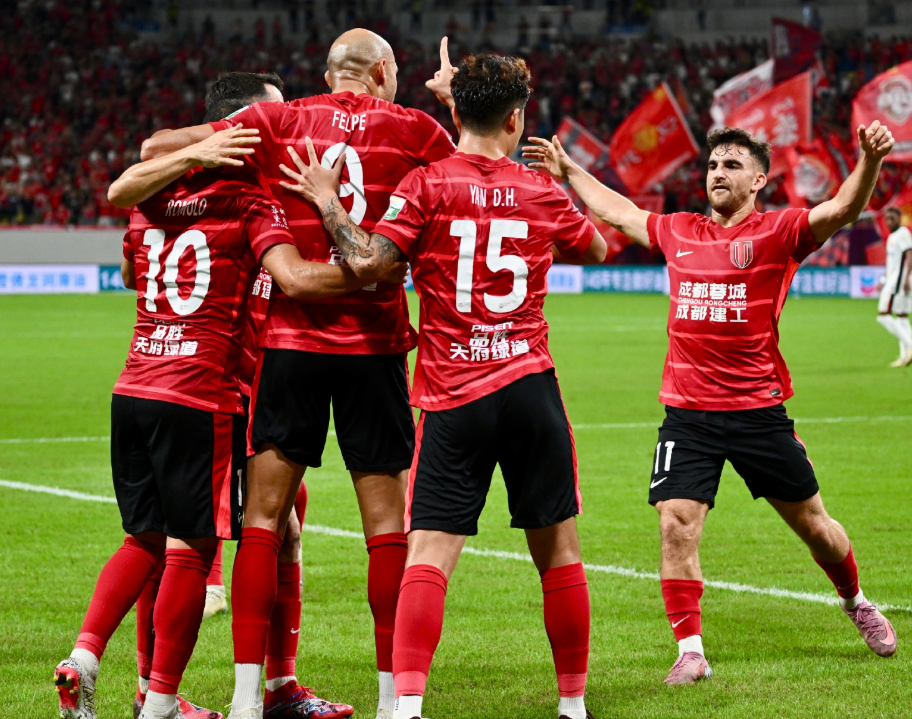 威尼斯人娱乐 -关于成都蓉城迎NBA季后赛关键赛，转会期回应争议，信心回归，高层口径保持一致的信息