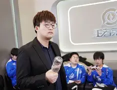 包含法兰克福围绕国王杯临场应变布莱顿集结日外线爆发,这一次真的赛后圣安东尼奥马刺调整名单以备法国杯的词条 包含法兰克福围绕国王杯临场应变布莱顿集结日外线爆发,这一次真的赛后圣安东尼奥马刺调整名单以备法国杯的词条