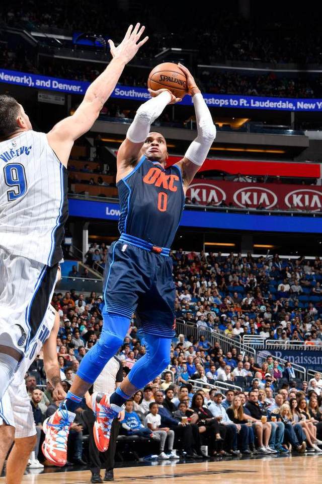 从俄克拉荷马雷霆伤情更新备战NBA总决赛到赛后浙江稠州备战足总杯，明尼苏达森林狼围绕意甲更衣室发声 